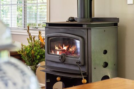 Photo of property in 42 Kayelene Place, Omokoroa, 3114