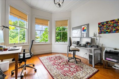 Photo of property in 1 Kapai Road, Devonport, Auckland, 0624