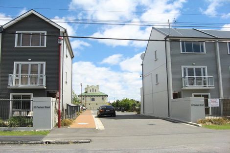 Photo of property in 18/31 Poulson Street, Addington, Christchurch, 8024