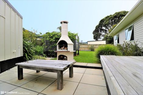Photo of property in 44 Dolphin Drive, Whiritoa, Whangamata, 3691
