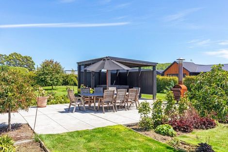 Photo of property in 25 Hallfield Drive, Ohoka, Kaiapoi, 7692