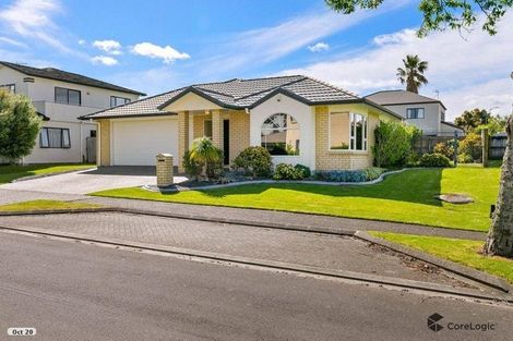 Photo of property in 27 Riverstone Road, Te Atatu Peninsula, Auckland, 0610