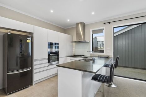 Photo of property in 75 Te Oneroa Way, Long Bay, Auckland, 0630