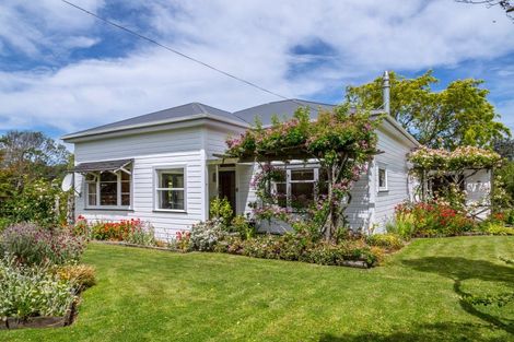 Photo of property in 26 Post Office Road, Mangapakeha, Masterton, 5872