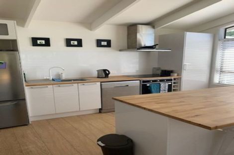 Photo of property in 2/42 Mirrabooka Avenue, Botany Downs, Auckland, 2010