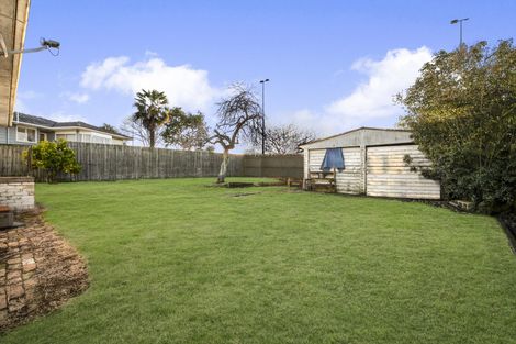 Photo of property in 9 Solo Place, Manurewa, Auckland, 2102