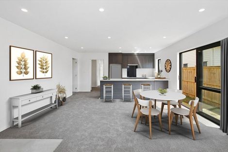 Photo of property in 9 Poutawa Lane, Clarks Beach, 2122