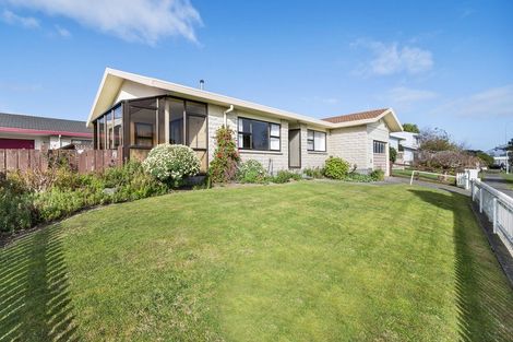 Photo of property in 55b Chatsworth Place, Highbury, Palmerston North, 4412