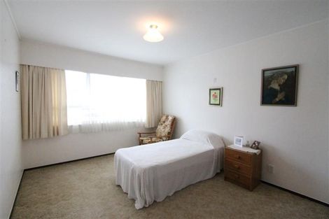 Photo of property in 1/16 Regent Street, Papatoetoe, Auckland, 2025