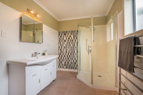 Photo of property in 24 Irvine Street, Mosgiel, 9024