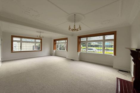 Photo of property in 1 Para Street, Miramar, Wellington, 6022