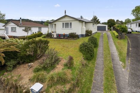 Photo of property in 14 Hillsview Crescent, Taumarunui, 3920