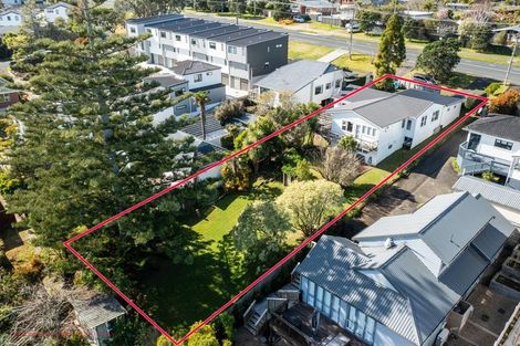 Photo of property in 192 Forrest Hill Road, Forrest Hill, Auckland, 0620