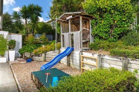 Photo of property in 7 Thomas Hamer Place, Greenhithe, Auckland, 0632