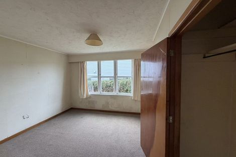 Photo of property in 25 Margan Avenue, New Lynn, Auckland, 0600