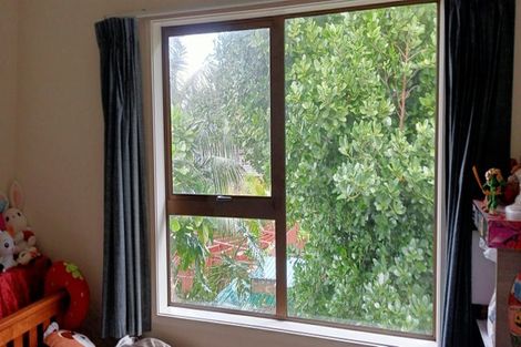 Photo of property in 2/47 Luton Avenue, Sunnyhills, Auckland, 2010