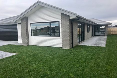 Photo of property in 192 The Boulevard, Papamoa Beach, Papamoa, 3118