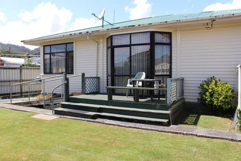 Photo of property in 59 Marlborough Street, Greymouth, 7805