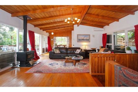 Photo of property in 28 Kauri Road, Birkenhead, Auckland, 0626