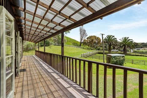 Photo of property in 66 Sandstone Road, Whitford, Manurewa, 2576