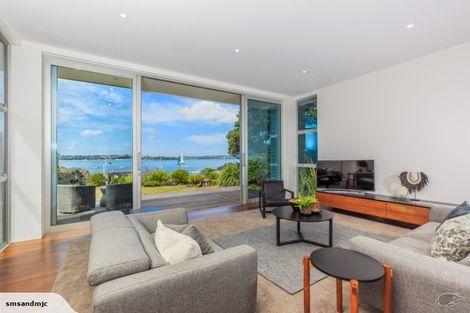 Photo of property in 5c Church Street, Devonport, Auckland, 0624