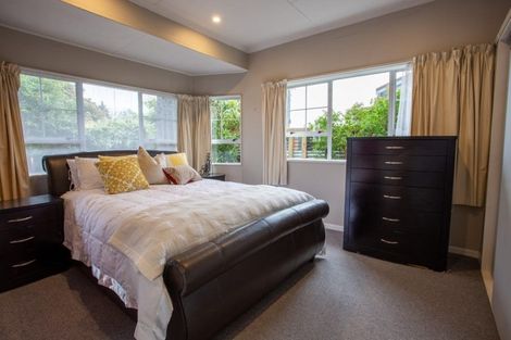 Photo of property in 6 Rhodes Street, Carterton, 5713