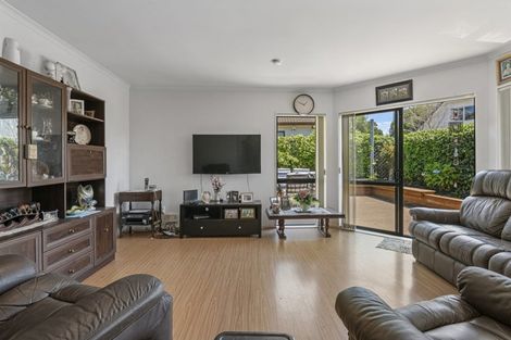 Photo of property in 11 Wentworth Park, Albany, Auckland, 0632