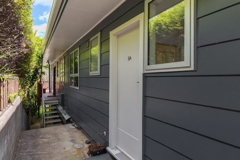 Photo of property in 5a Angle Street, Picton, 7220