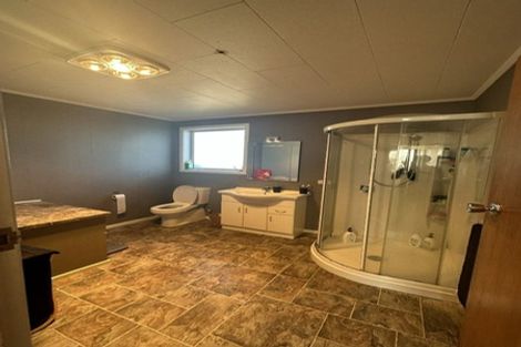 Photo of property in 17 Grange Street, Winton, 9720