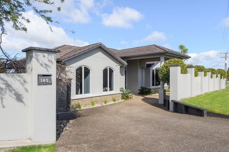 Photo of property in 102 Rototuna Road, Rototuna, Hamilton, 3210