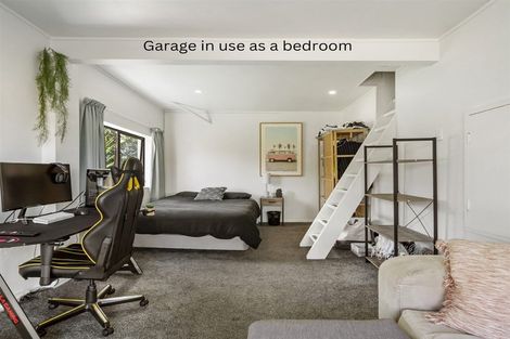 Photo of property in 1/7 Newstead Avenue, Browns Bay, Auckland, 0632