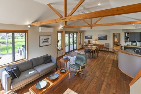 Photo of property in 543 Raukawa Road, Raukawa, 4174