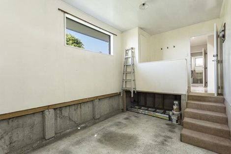 Photo of property in 1 Stanley Street, Kenmure, Dunedin, 9011