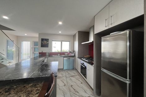 Photo of property in 25 Sohum Place, Manukau, Auckland, 2104