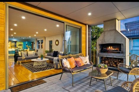 Photo of property in 79 Marine Parade, Paraparaumu Beach, Paraparaumu, 5032