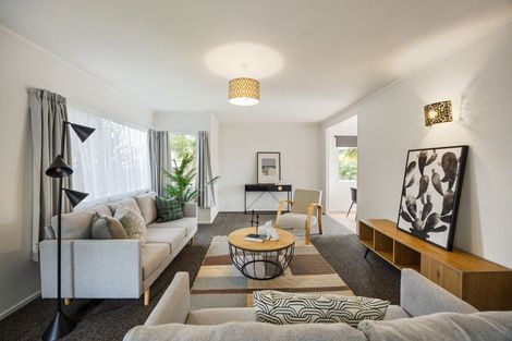 Photo of property in 6 Kentucky Crescent, Nawton, Hamilton, 3200