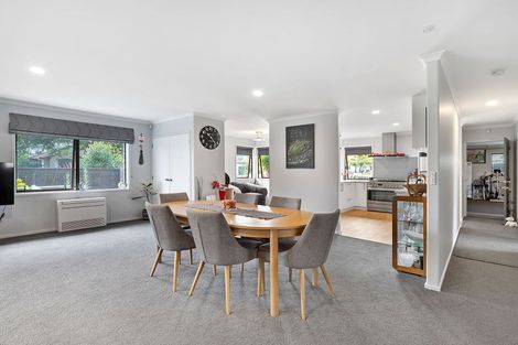 Photo of property in 6 Stonebridge Park Drive, Holdens Bay, Rotorua, 3010