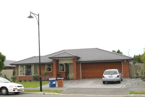 Photo of property in 6 Kohi Drive, Parklands, Christchurch, 8083