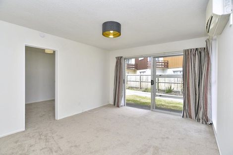 Photo of property in 4/6 Lane Street, Woolston, Christchurch, 8023