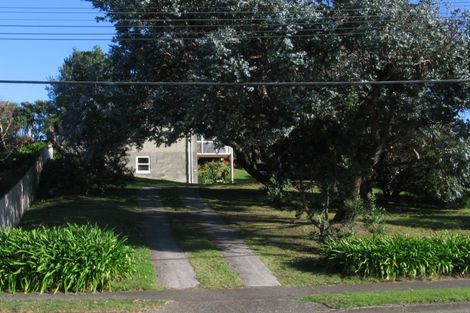 Photo of property in 49 William Street, Waikanae Beach, Waikanae, 5036