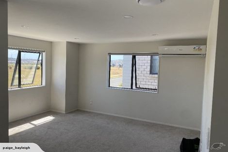 Photo of property in 3 Hakinakina Drive, Flat Bush, Auckland, 2019