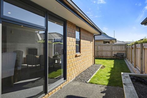 Photo of property in 7 Nukuroa Close, Waitara, 4320