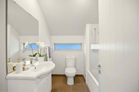 Photo of property in 90a Mandeville Street, Riccarton, Christchurch, 8011