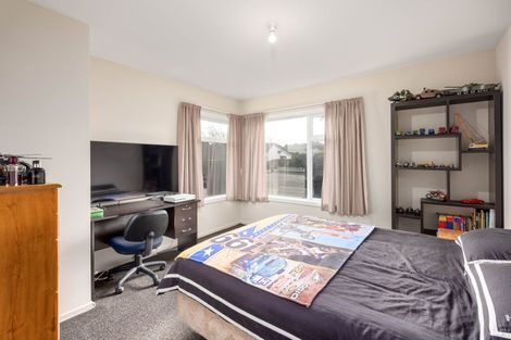 Photo of property in 390 Keyes Road, New Brighton, Christchurch, 8083