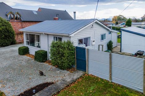 Photo of property in 18 Saint Leonards Road, Temuka, 7920