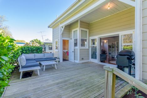 Photo of property in 16 King Street, Carterton, 5713