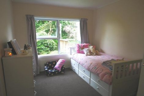 Photo of property in 12 Oregon Place, Papakura, 2110