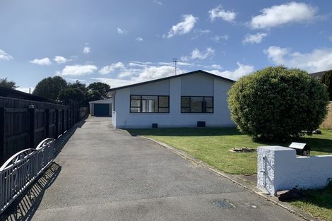 Photo of property in 85 Martin Road, Paraparaumu Beach, Paraparaumu, 5032