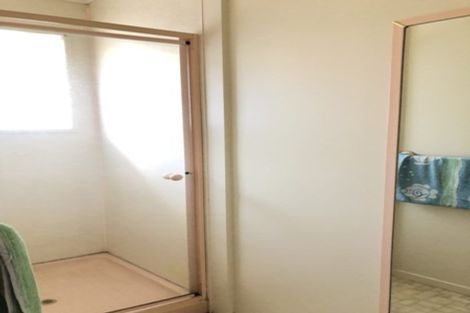 Photo of property in 63 Lynden Avenue, Hillcrest, Auckland, 0627