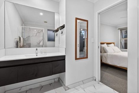 Photo of property in 33 Te Kio Crescent, Papamoa Beach, Papamoa, 3118